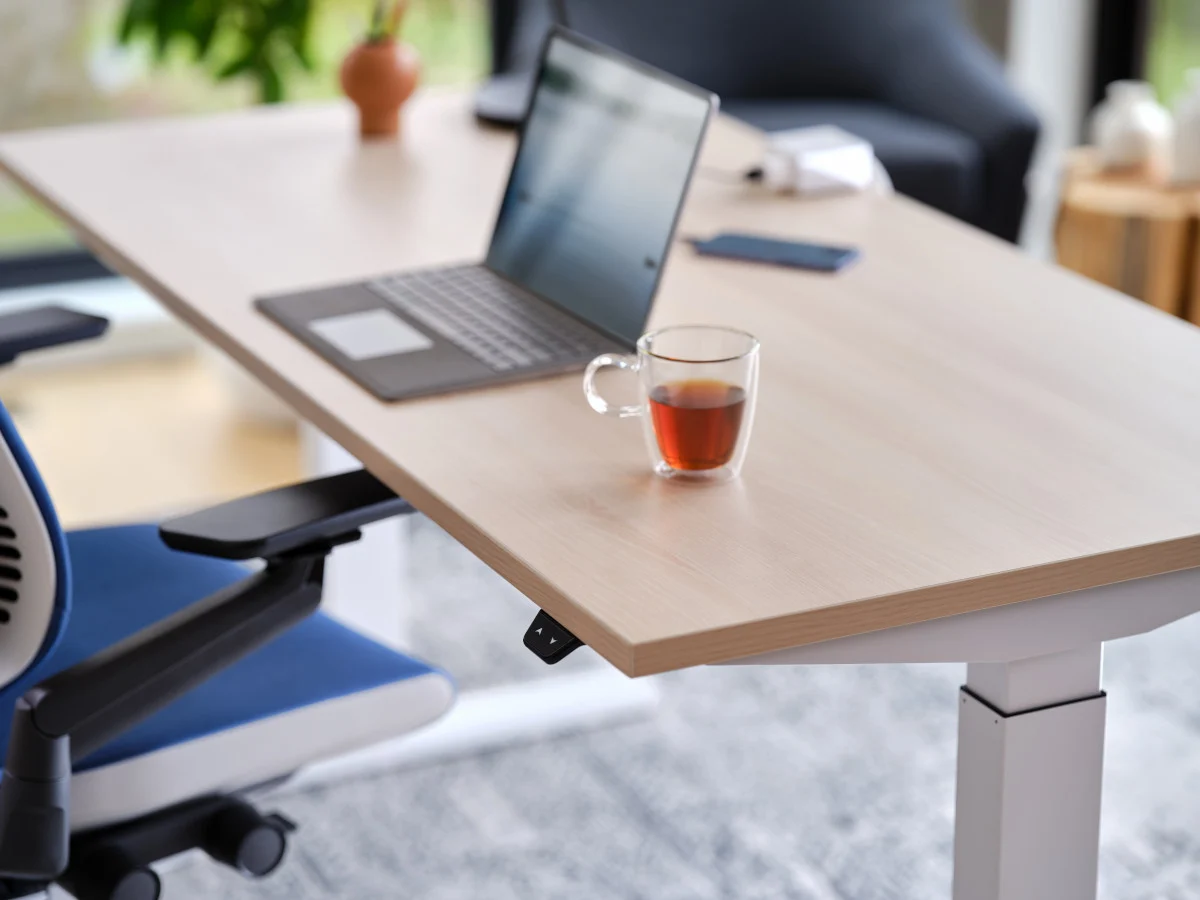 How to Optimize Your Office Desk for Greater Efficiency?