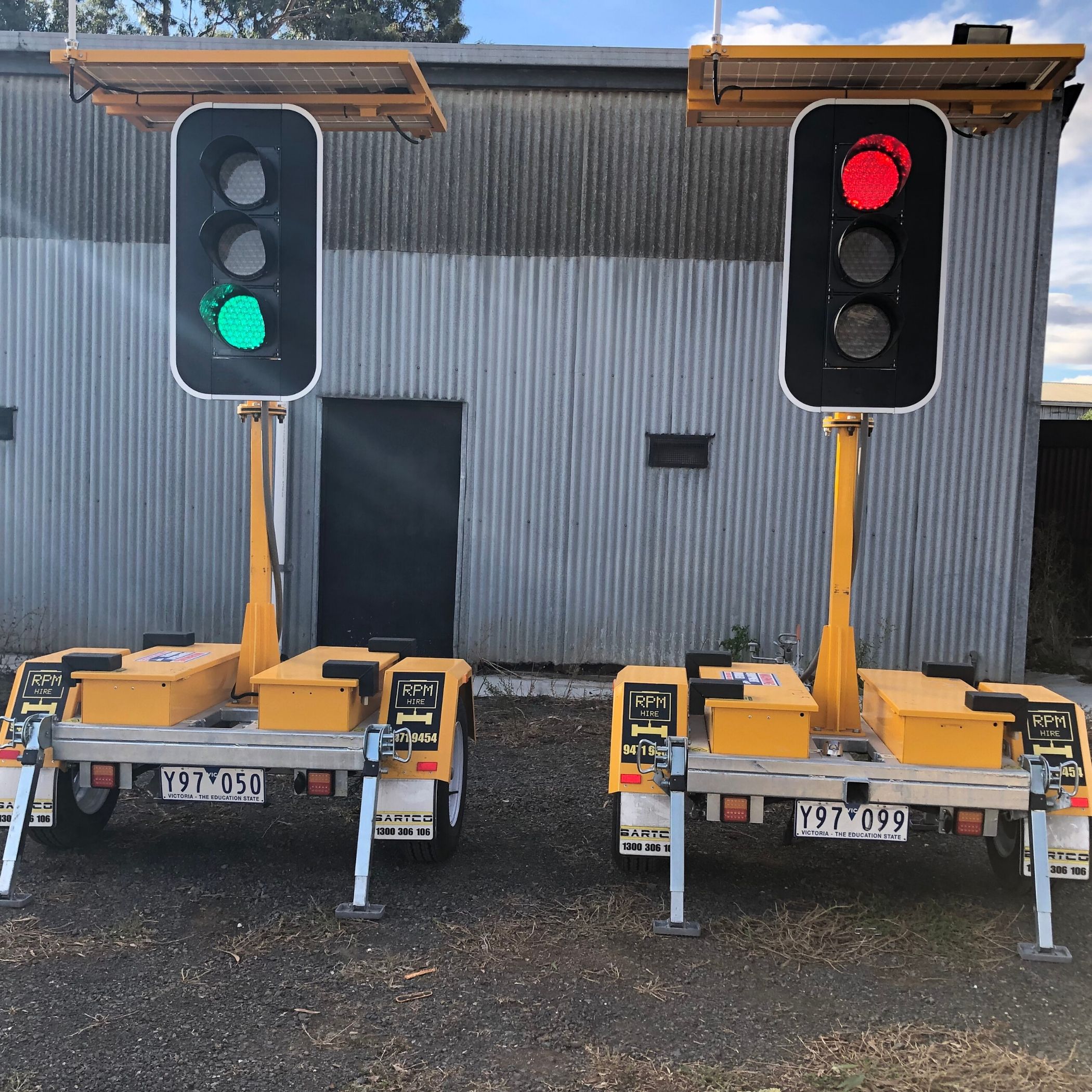 portable traffic lights for hire